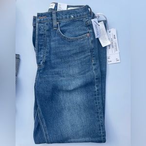 Aritzia the Yoko High Rise Slim 28L waist 28